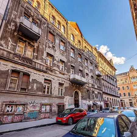 Boutique Downtown Апартаменты